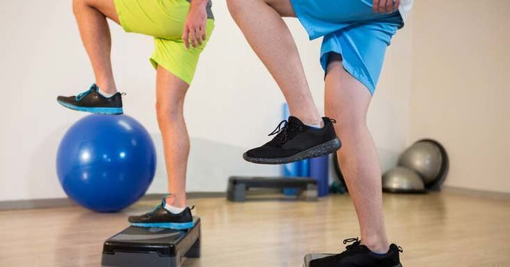 Playing sports to increase strength naturally