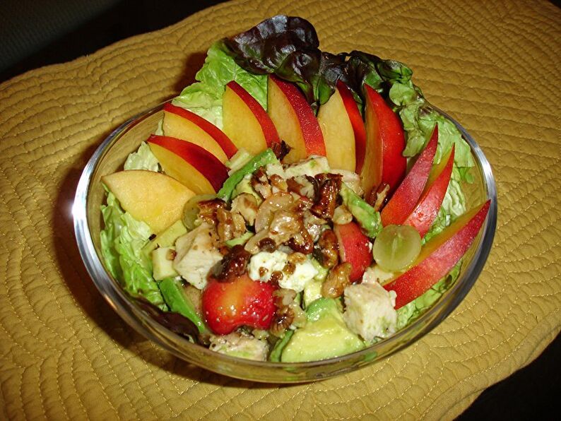 Walnut-fruit salad for potency